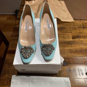Manolo Blahnik size 37.5